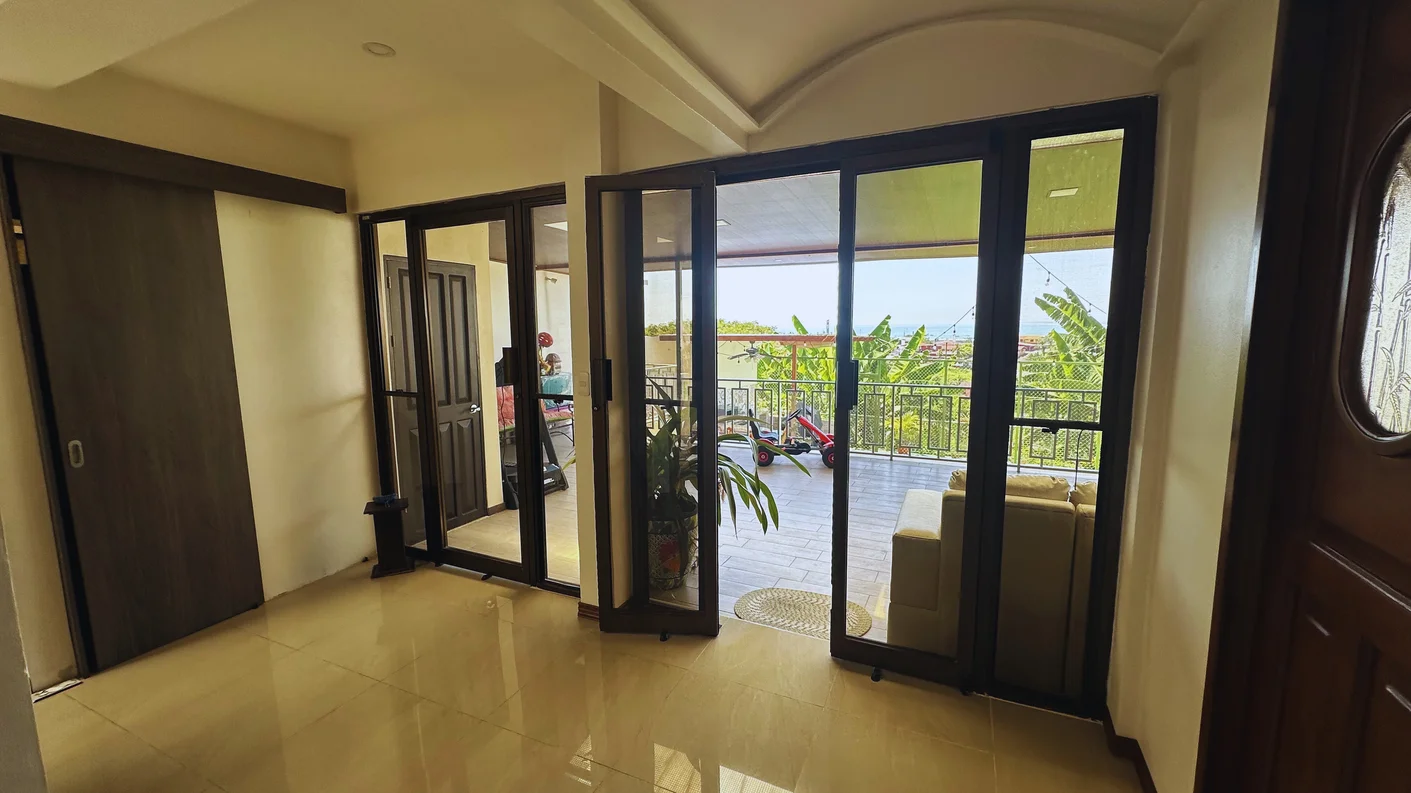 Casa grande con Vista al mar en, Cerro Mocho Limón!! en Limón, Limón miniatura 12