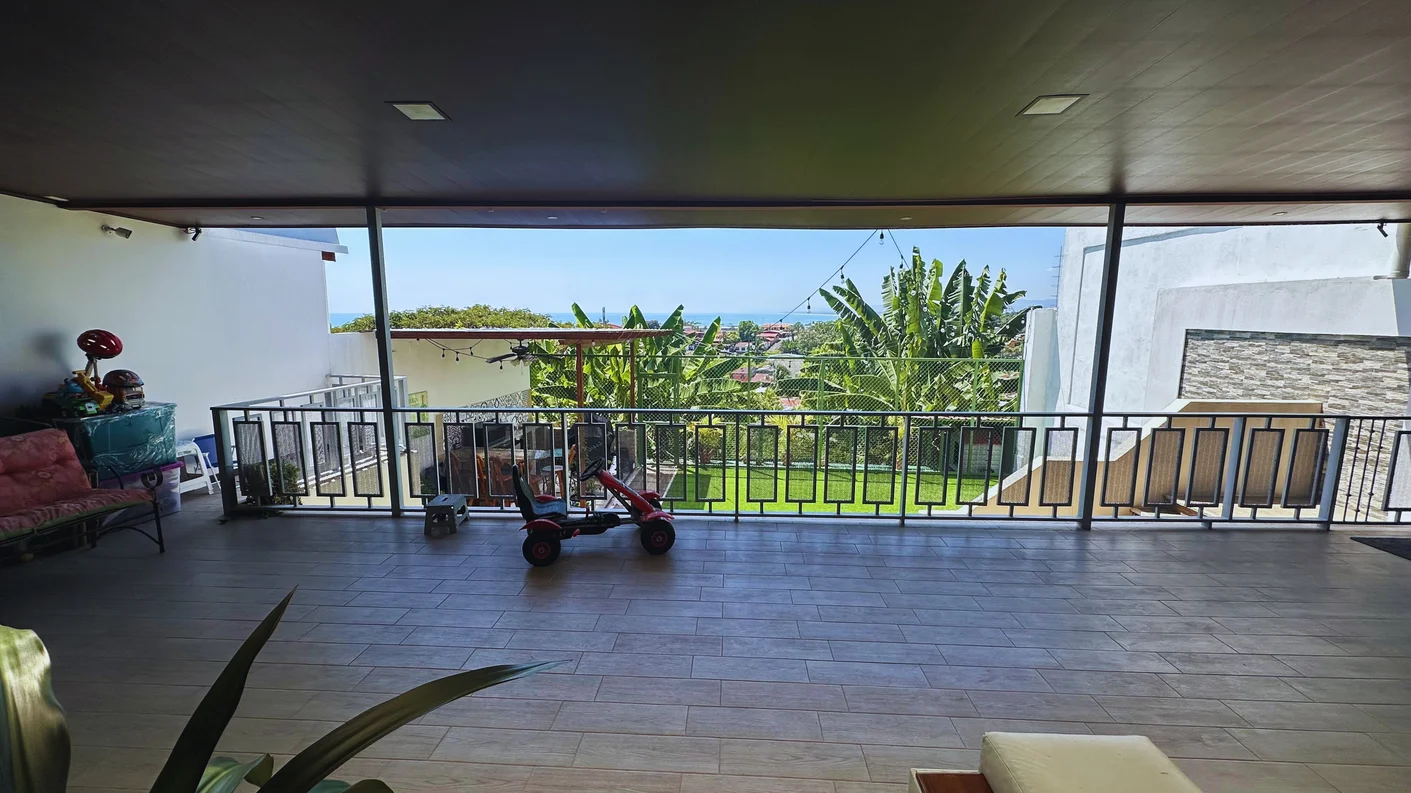 Casa grande con Vista al mar en, Cerro Mocho Limón!! en Limón, Limón miniatura 13