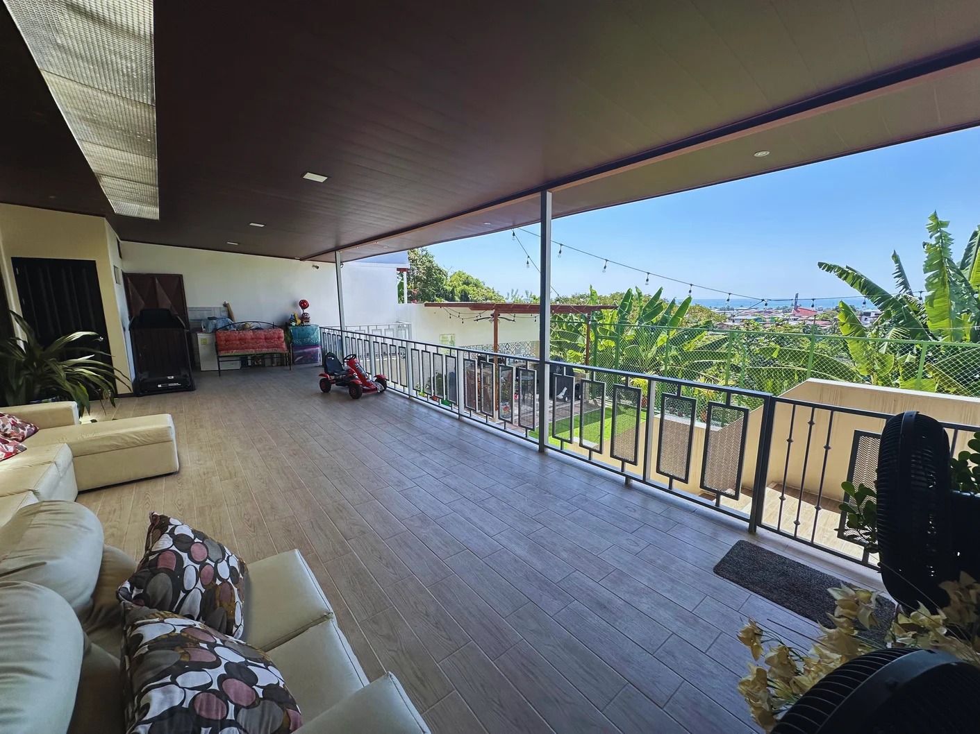 Casa grande con Vista al mar en, Cerro Mocho Limón!! en Limón, Limón miniatura 16