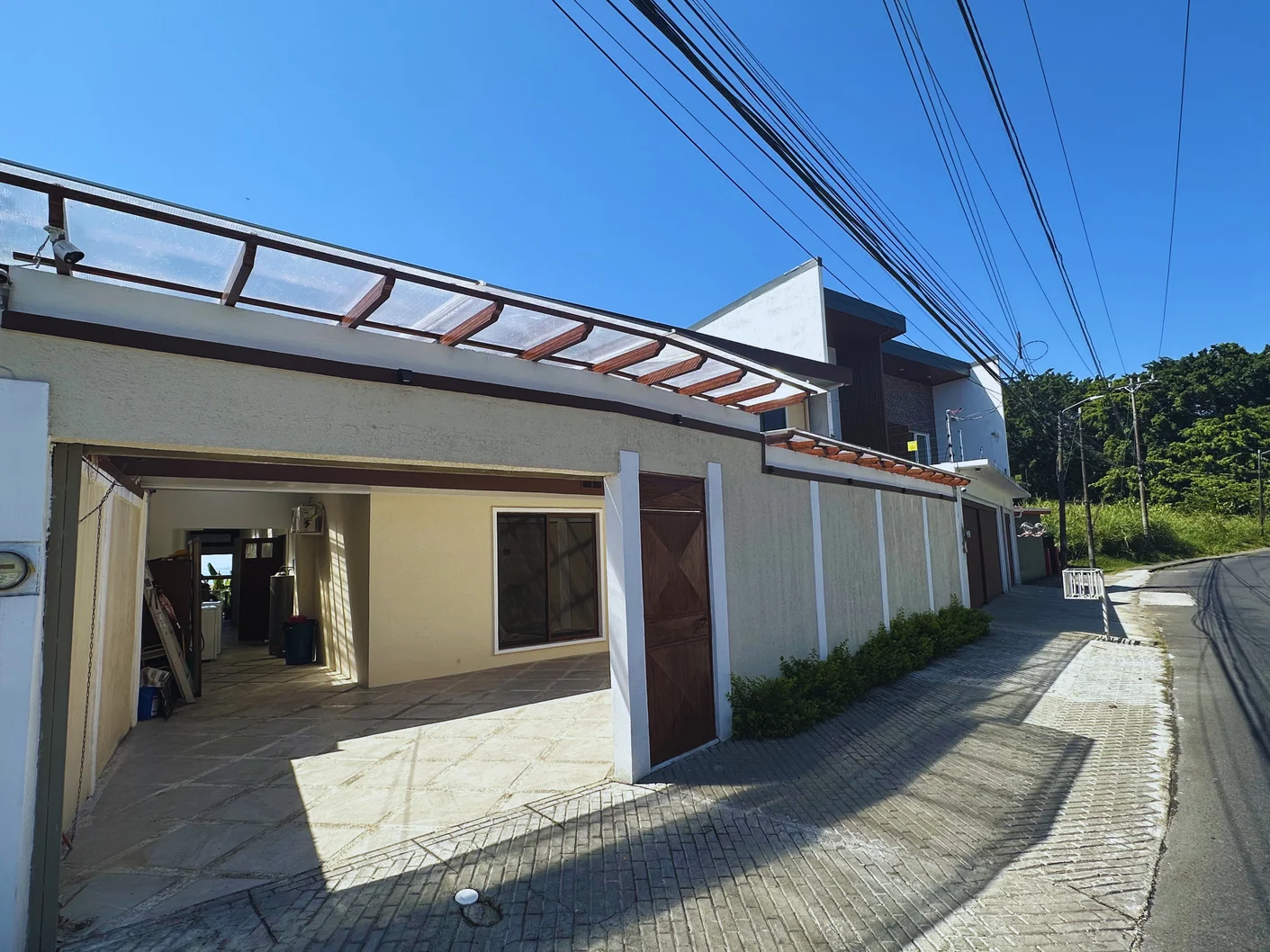 Casa grande con Vista al mar en, Cerro Mocho Limón!! en Limón, Limón miniatura 3