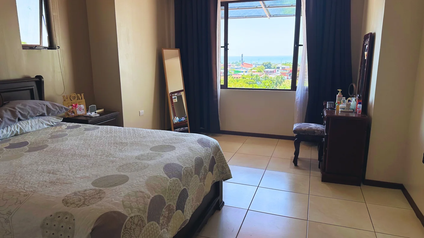 Casa grande con Vista al mar en, Cerro Mocho Limón!! en Limón, Limón miniatura 44